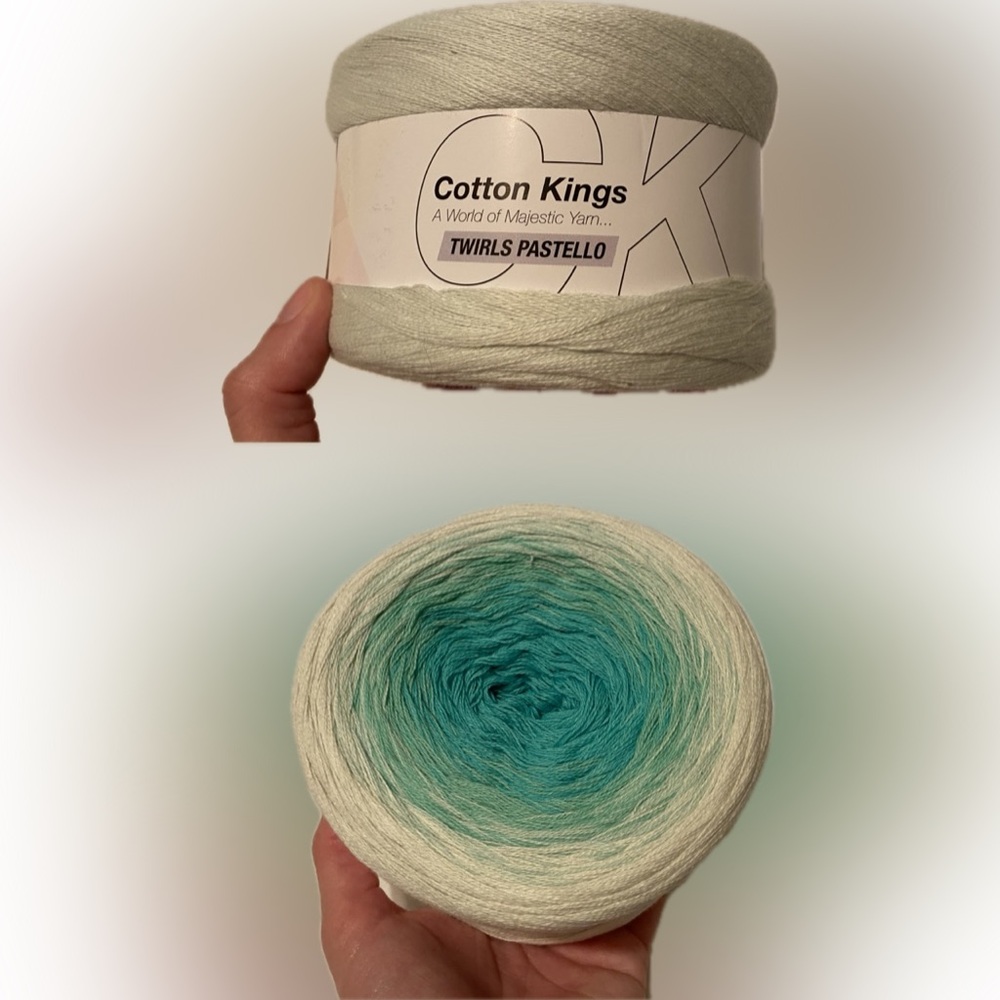 HOBBII COTTON KINGS 874yrds 100% COTTON OMBRÉ CAKE YARN